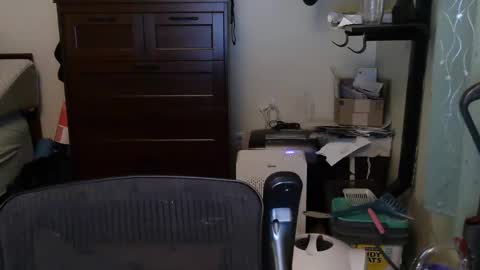 Just hanging out - No pressure online show from March 7, 8:01 am