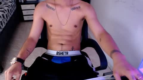 mysteryboy_thin16 online show from February 11, 7:38 pm