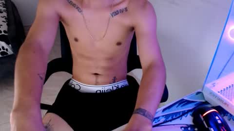 mysteryboy_thin16 online show from December 13, 10:23 pm