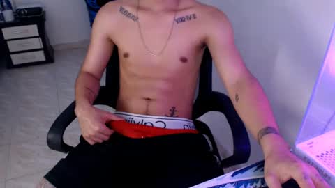 mysteryboy_thin16 online show from January 13, 10:35 pm