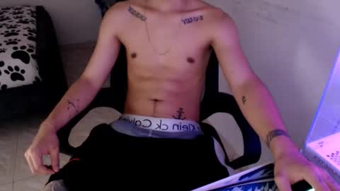 mysteryboy_thin16 online show from December 11, 9:22 pm