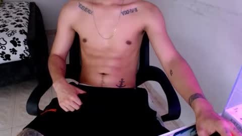 mysteryboy_thin16 online show from December 17, 9:49 pm