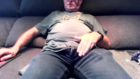 nano22968832 online show from November 18, 7:45 am