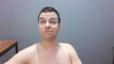 nappadel85 online show from March 18, 11:52 pm