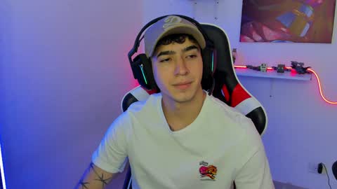 sebastian online show from February 5, 6:24 am