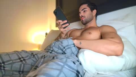 Nathaniel online show from February 14, 5:13 am