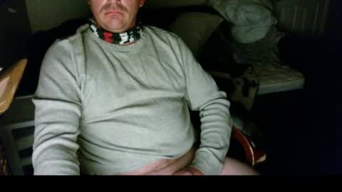 Snapshot of nativeirish chatting on October 31, 4:58 am Norcalmx online show from October 31, 4:58 am