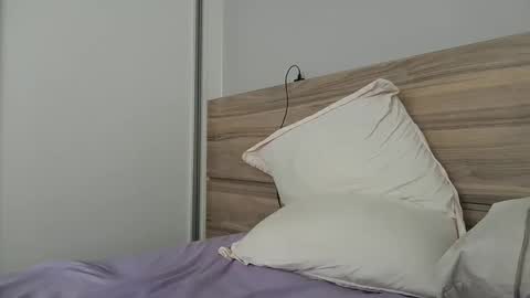 natural_dan online show from March 11, 5:42 pm