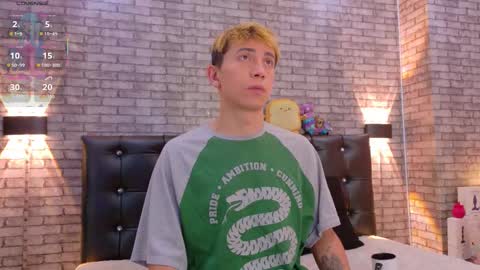 Christopher  Chris online show from February 2, 12:24 pm