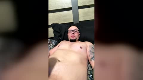 naughtyboy999612 online show from February 18, 8:28 pm