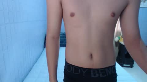 naughtyboytoni online show from October 16, 1:13 am