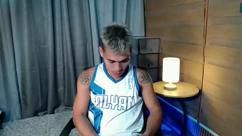 naughtyfuck_boy online show from January 31, 7:11 pm