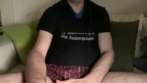 navigatingtothesky online show from December 19, 8:06 pm