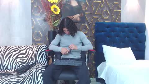 Snapshot of nazper_2 chatting on October 19, 4:21 pm NAZPER online show from October 19, 4:21 pm