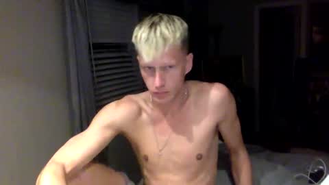 nellie_blue online show from March 28, 1:39 am