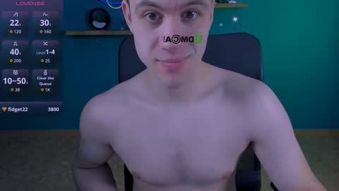 neo_raze_ online show from February 26, 10:44 pm