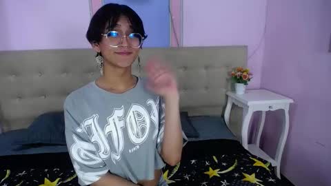 Snapshot of neonadonis chatting on October 21, 12:41 pm NeonAdonis online show from October 21, 12:41 pm