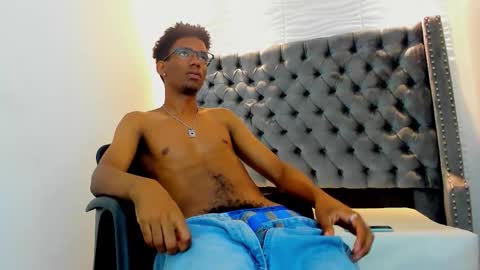 Snapshot of nero_reyd chatting on October 21, 8:12 pm Nero online show from October 21, 8:12 pm
