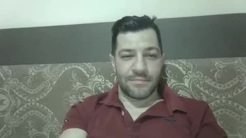 nevergetdown online show from April 27, 9:42 pm