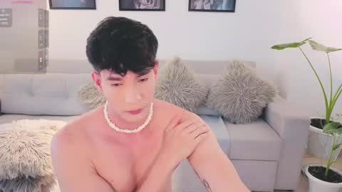 Snapshot of neythan__blaze chatting on September 16, 7:36 pm   online show from September 16, 7:36 pm