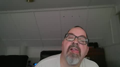 niceguy7208 online show from November 18, 6:28 am