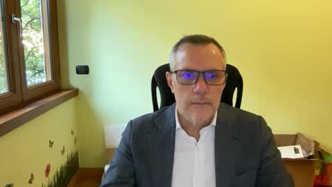 Andrew online show from October 22, 3:27 pm