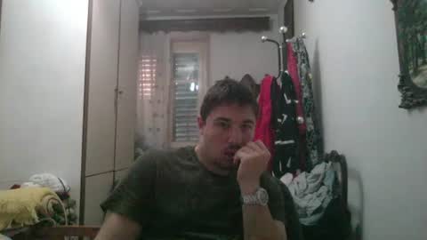 Snapshot of nick1213n chatting on December 26, 12:27 pm nick1213n online show from December 26, 12:27 pm