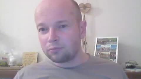 Snapshot of nick1990b chatting on October 23, 6:00 pm nick1990b online show from October 23, 6:00 pm