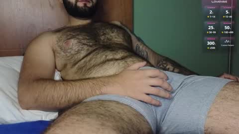 Nicolas              online show from November 8, 10:57 pm