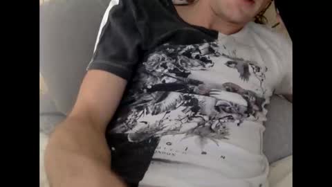Snapshot of nickvtx chatting on March 1, 10:02 am Nick online show from March 1, 10:02 am