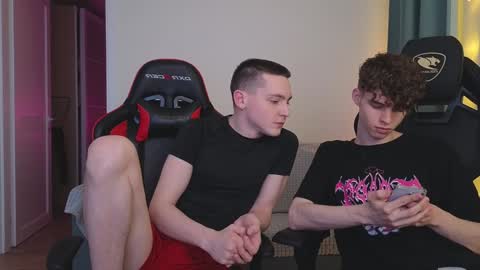 Nicki  Danny online show from February 1, 5:16 pm