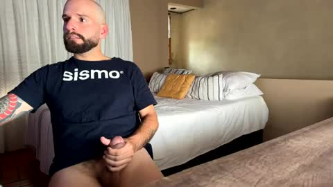 nicolas online show from March 6, 6:59 pm