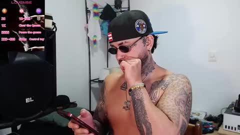 nicolas online show from January 10, 3:12 am