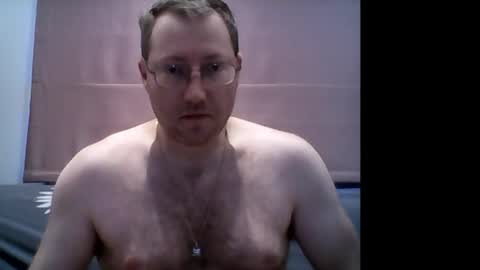 nicolaslapin87 online show from January 16, 8:33 am