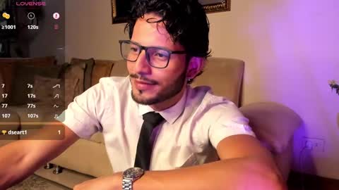 Snapshot of nicolasrodrii chatting on February 6, 11:48 pm nicolasrodrii online show from February 6, 11:48 pm