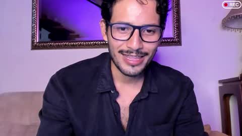 nicolasrodrii online show from December 13, 11:55 pm