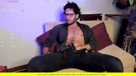 Snapshot of nicolasrodrii chatting on February 9, 12:18 am nicolasrodrii online show from February 9, 12:18 am