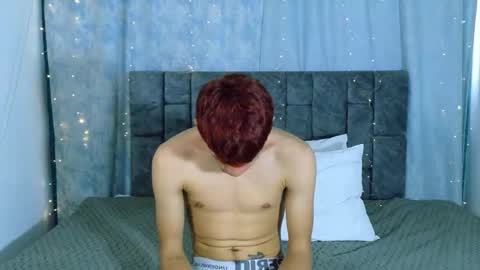 nicolastorres__ online show from March 17, 8:11 pm