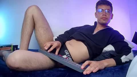 NicoLatinBoy online show from March 6, 11:02 pm