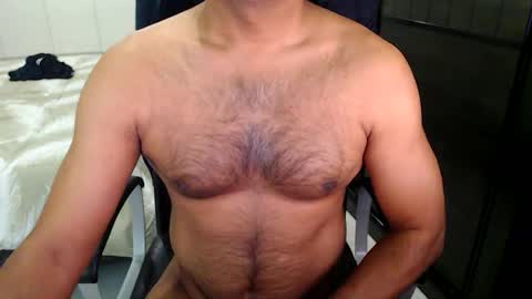 night_rider09711 online show from January 18, 10:39 am