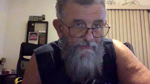 nightmoves1970 online show from October 24, 3:41 am