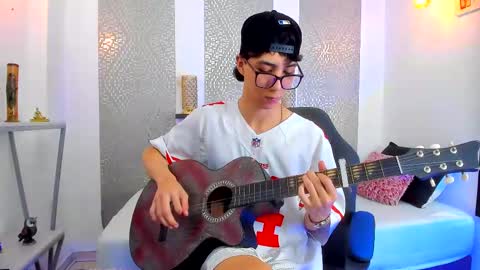    online show from March 7, 4:02 am