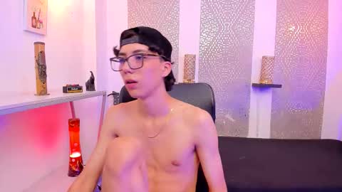    online show from October 3, 6:18 am