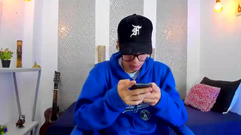    online show from March 3, 4:01 am