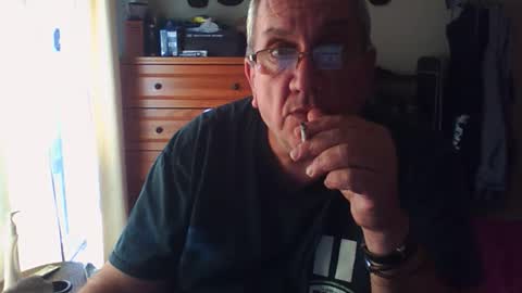 Dennis online show from October 24, 2:19 pm