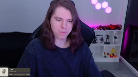 nitroshade online show from January 5, 11:30 pm