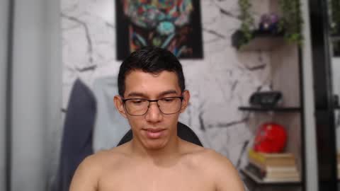 Snapshot of noah_89r chatting on February 7, 5:51 pm Sebastian online show from February 7, 5:51 pm