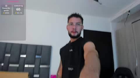 NOAH online show from November 16, 2:57 am