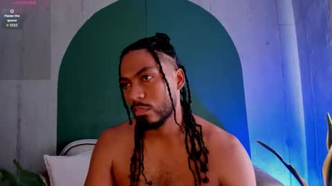 Noah online show from February 7, 6:24 pm