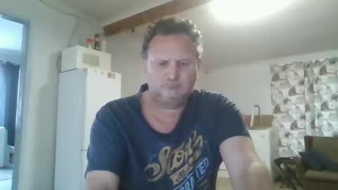 Nollie online show from April 23, 5:34 am